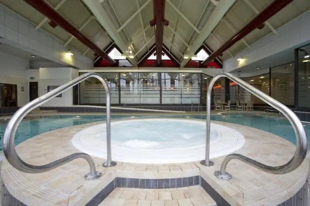 Crowne Plaza London - Gatwick Airport - photo 4