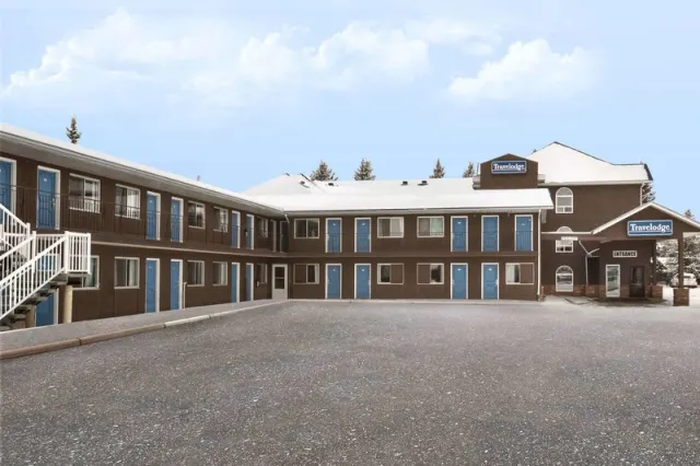 Travelodge by Wyndham Edmonton Airport - photo 2