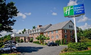 Holiday Inn Express Suites Merrimack, New Hampshire