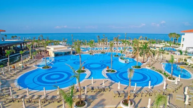 Olympic Lagoon Resort Paphos - photo 4