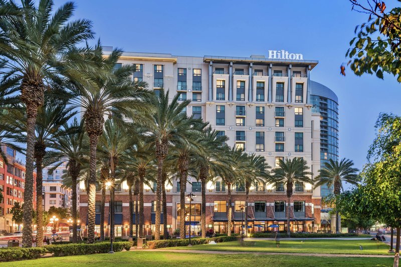 Hilton San Diego Gaslamp Quarter - photo 1