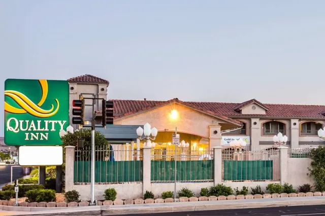 Quality Inn Near China Lake Naval Station - photo 2