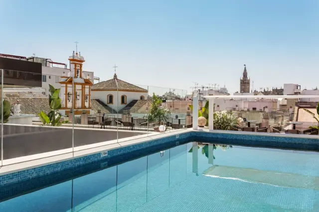 Radisson Collection Hotel Magdalena Plaza Sevilla - photo 2