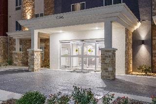 Candlewood Suites San Antonio-Schertz - photo 2