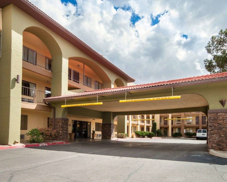 Quality Inn Airport East - photo 1
