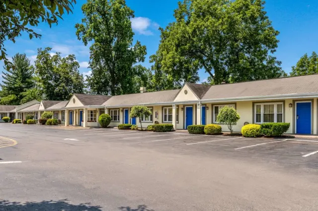 Holiday Inn Poughkeepsie - снимка 2
