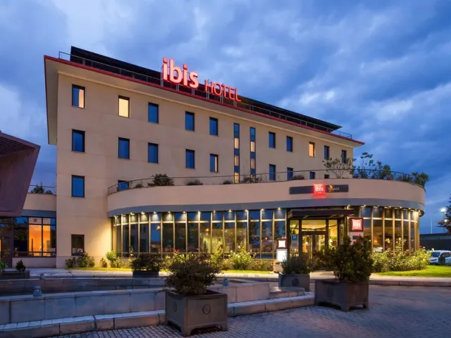 ibis Valladolid - zdjęcie 3