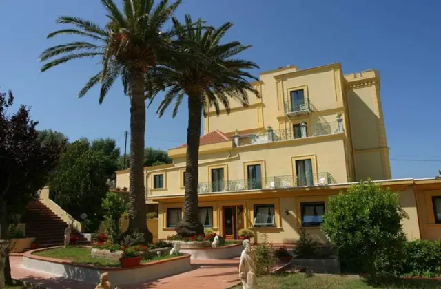 Villa Igea - photo 2