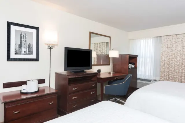 Hampton Inn East Lansing - photo 3