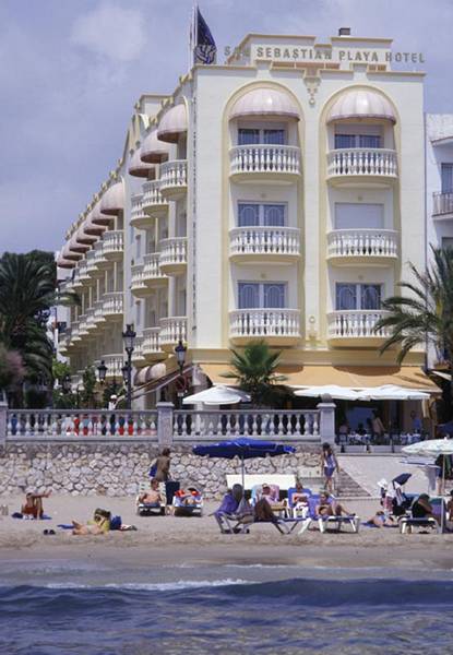 URH Sitges Playa - photo 3