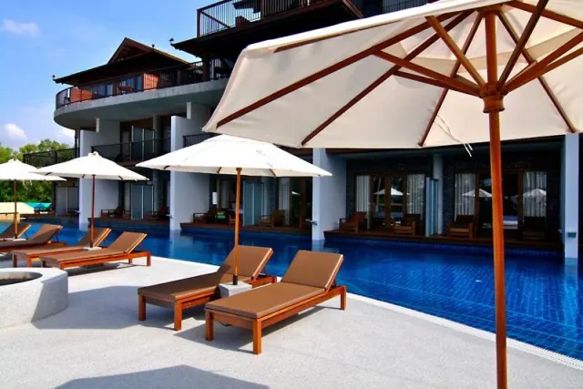 Holiday Ao Nang Beach Resort, Krabi - photo 4