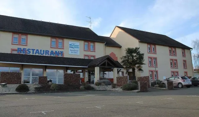 Brit Hotel Les Evens - photo 2