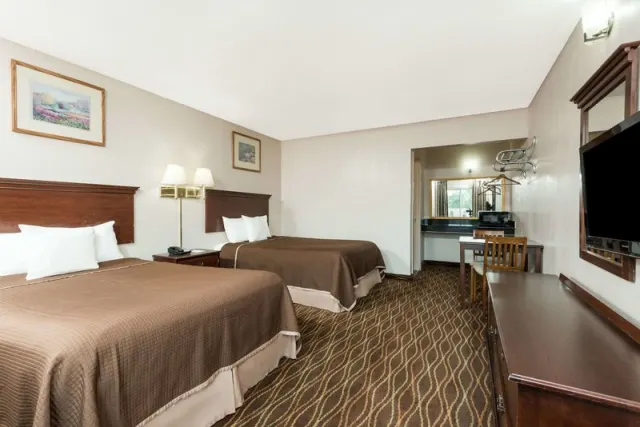 Howard Johnson by Wyndham Springfield - kuva 4