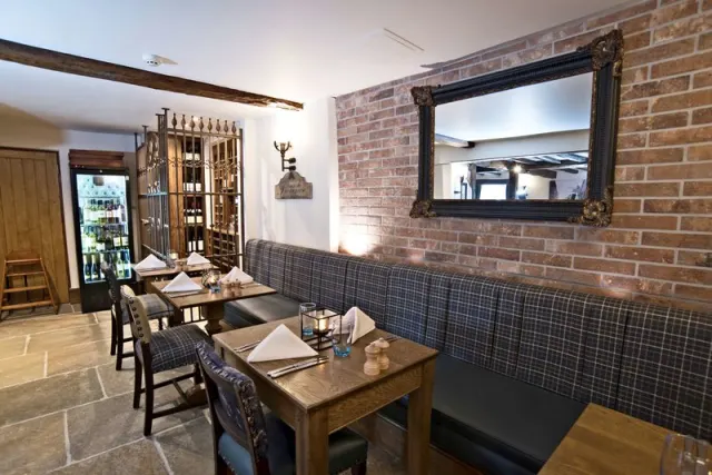 The George Hotel Wallingford - photo 2