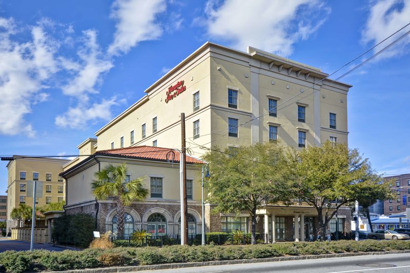 Hampton Inn & Suites Savannah Historic District  - photo 1