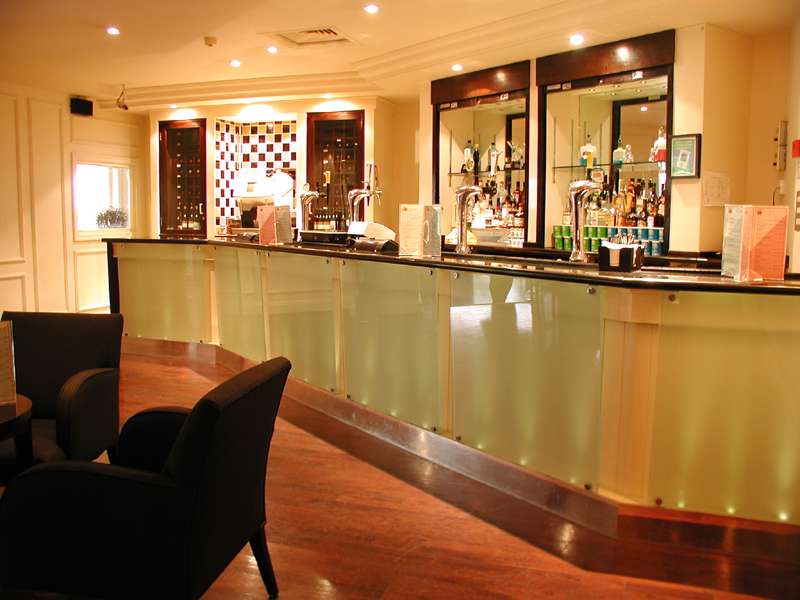 Mercure Telford Centre Hotel - photo 1