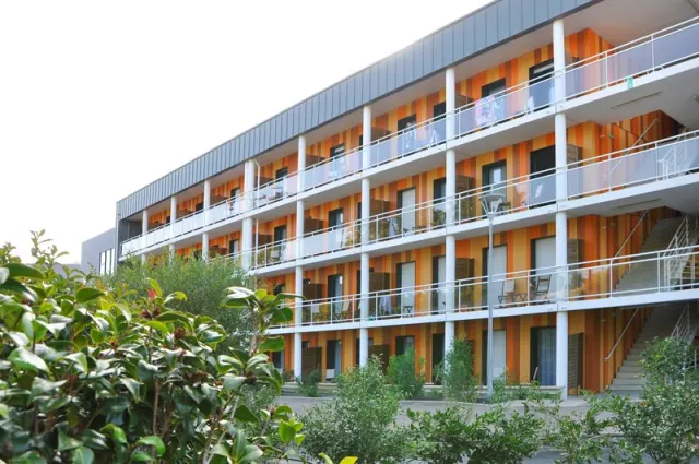 Golden Tulip Pornic Suites - photo 3