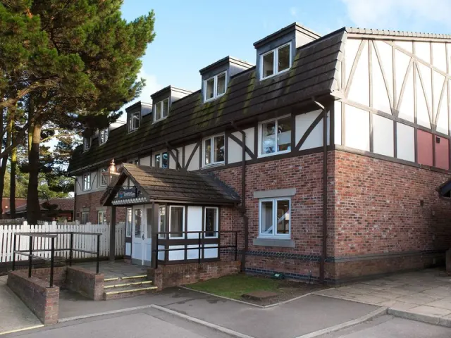 Travelodge Bournemouth Cooper Dean, Bristol