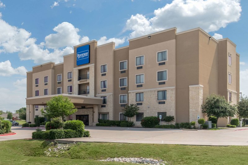 Fairfield Inn & Suites Hillsboro - photo 1
