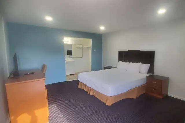Travelodge by Wyndham Canton/Livonia Area, MI - foto 4