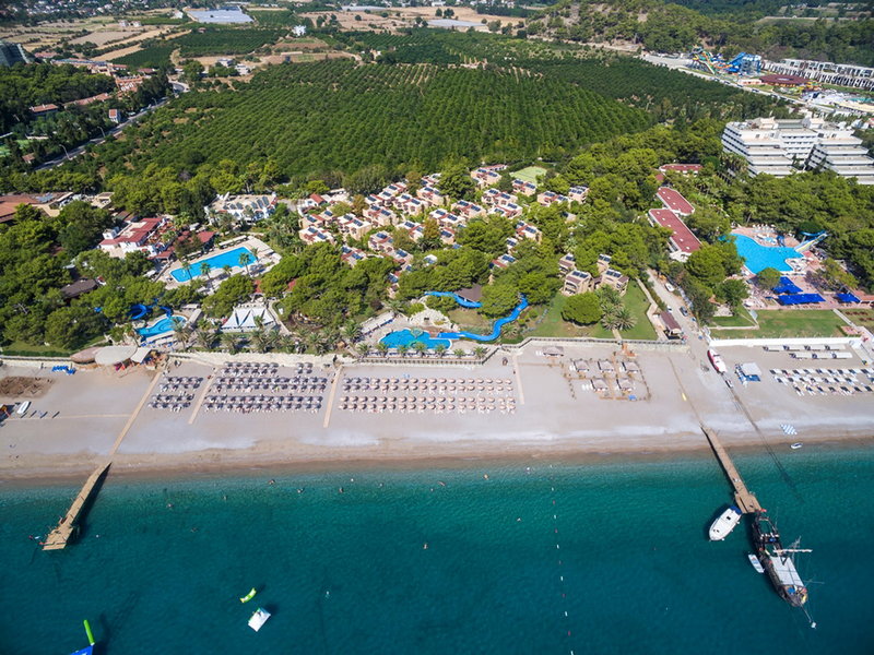 Pirates Beach Club - photo 1