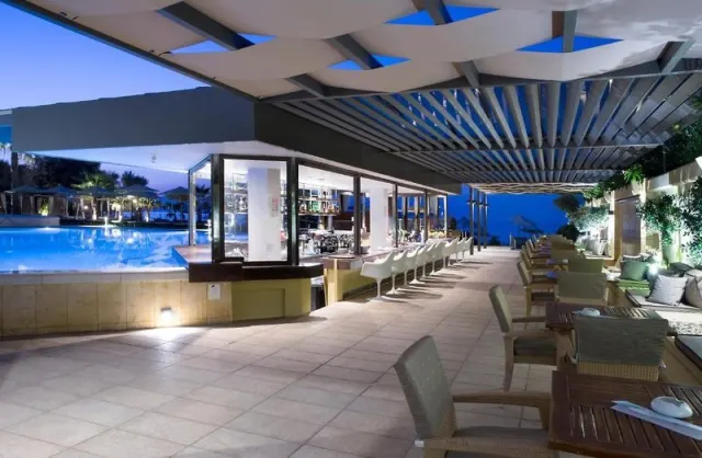 Thalassa Beach Resort - photo 3