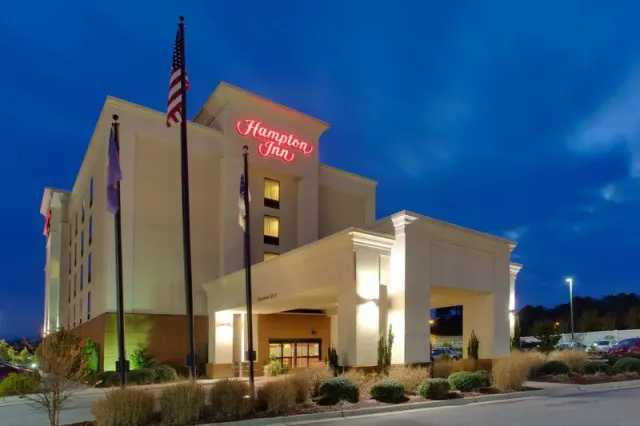 Hampton Inn Emporia - photo 3