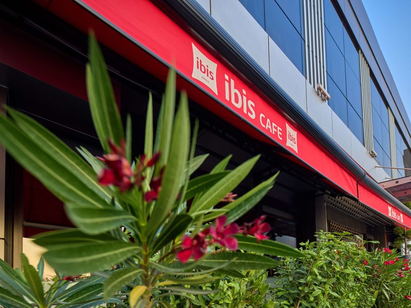 Ibis Istanbul Airport - foto 1