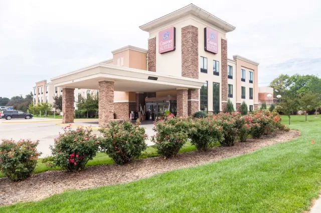 Comfort Suites East, Lincoln