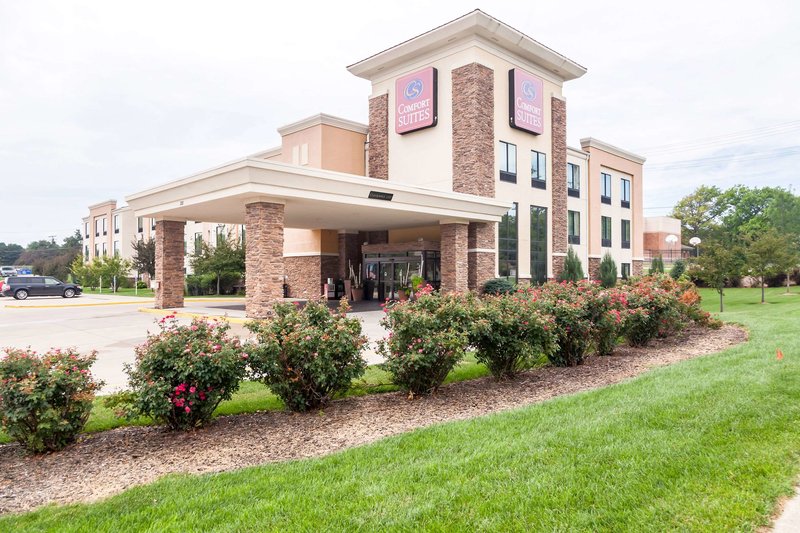 Comfort Suites East - foto 1