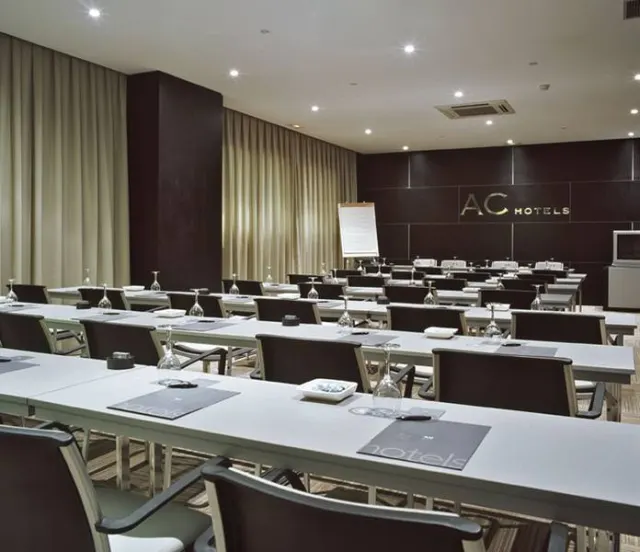 AC Hotel Algeciras - photo 2