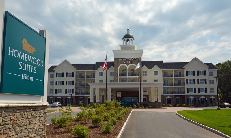Homewood Suites By Hilton Saratoga Springs - photo 1