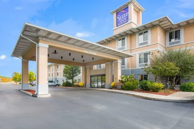 Sleep Inn & Suites, Dunmore
