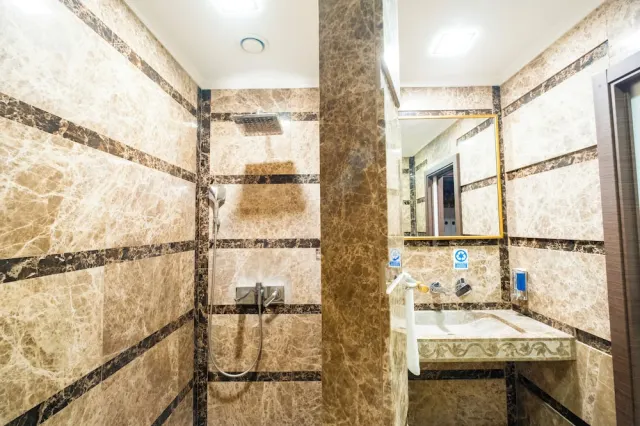 Gherdan Gold Hotel - תמונה 2