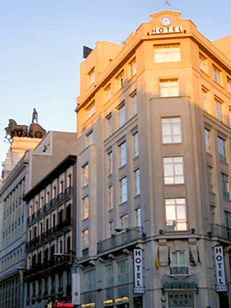 Quatro Puerta del Sol - photo 2