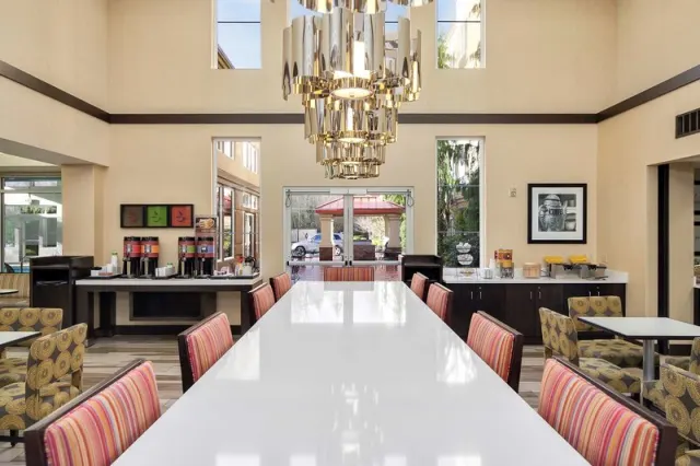 Hampton Inn  Suites Seattle NorthLynnwood - foto 4