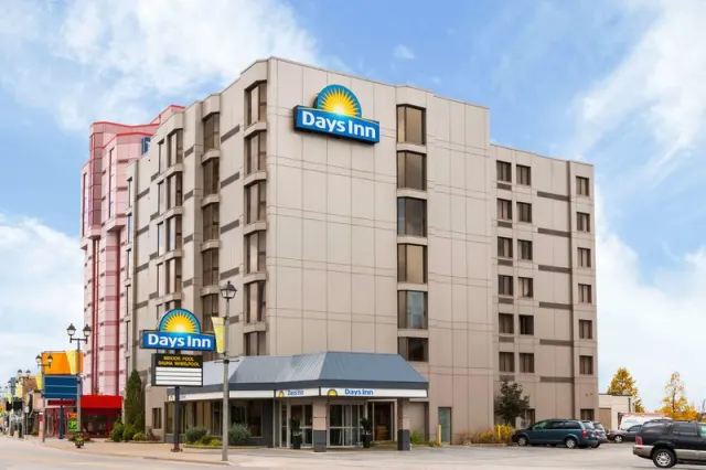 Days Inn by Wyndham Niagara Falls Near The Falls - foto 2