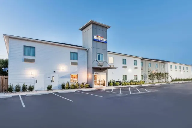 Baymont by Wyndham Baton Rouge - photo 2