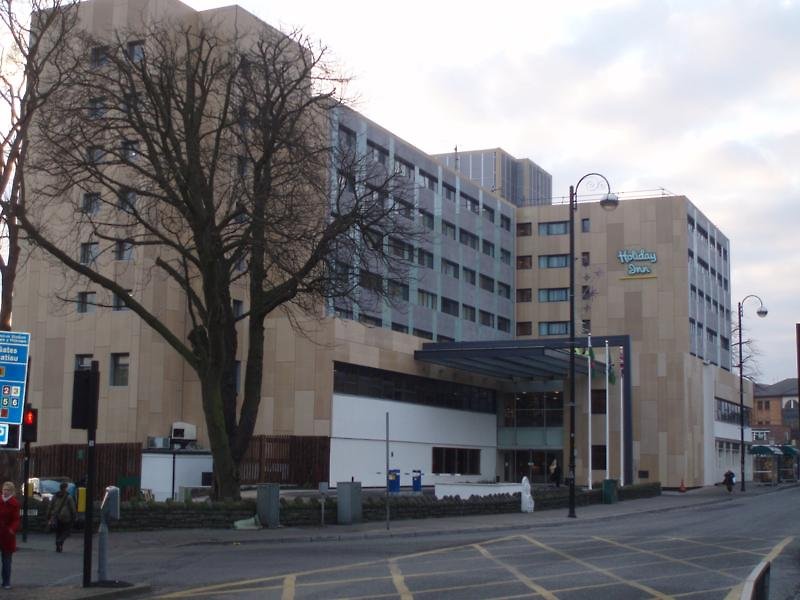 Holiday Inn Cardiff City Centre - photo 1