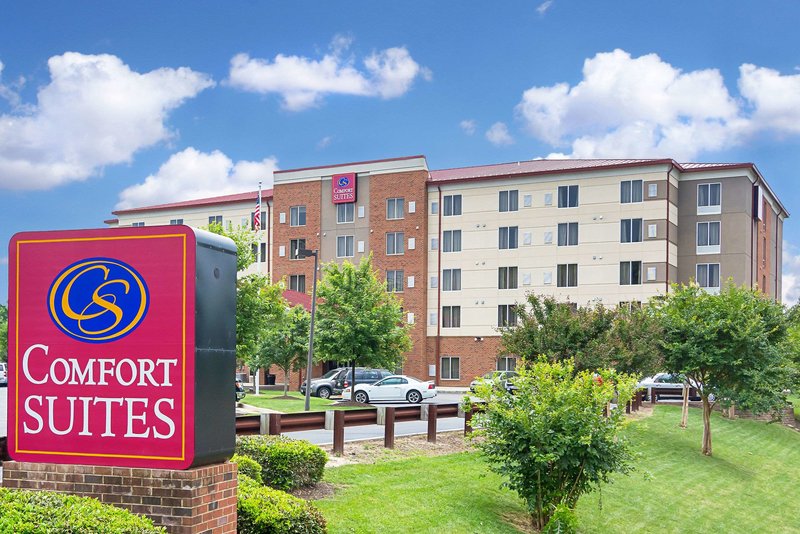 Comfort Suites at Virginia Center Commons - photo 1
