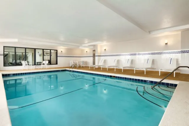 Country Inn  Suites by Radisson Dalton GA - foto 2