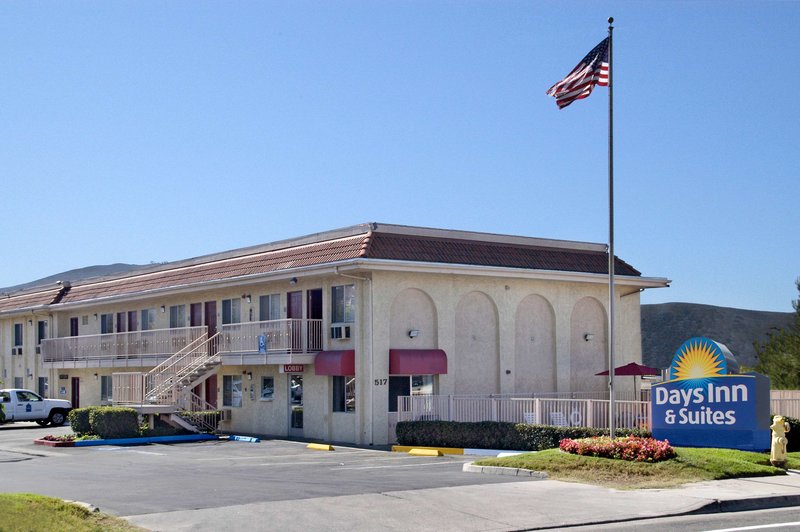 Days Inn by Wyndham San Marcos - photo 1