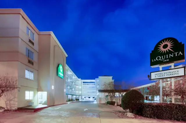 La Quinta Inn by Wyndham Austin Capitol / Downtown – Foto 2