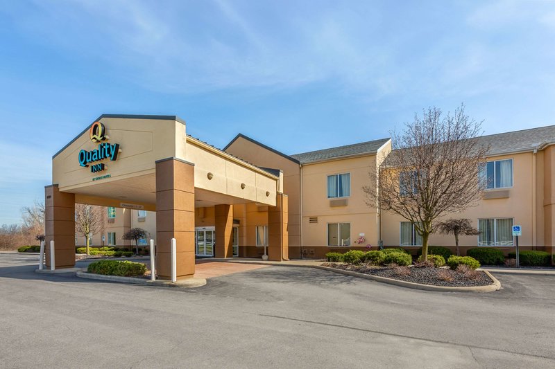 Quality Inn & Suites - foto 1