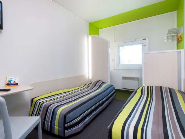 hotelF1 Antibes Sophia Antipolis - photo 4