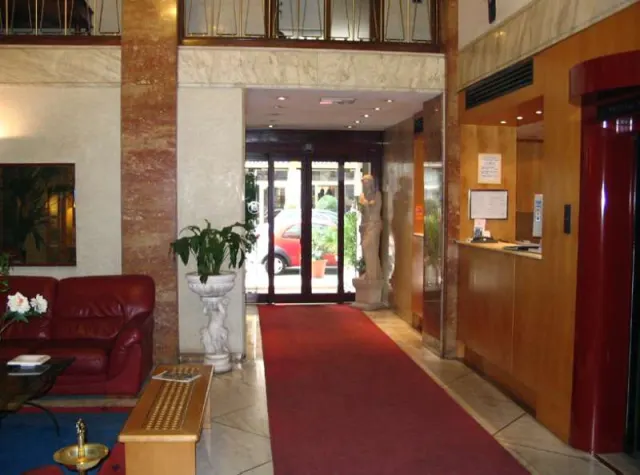 Smart Hotel Central Station - photo 2