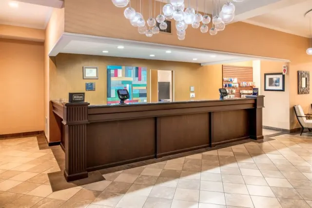 DoubleTree by Hilton Hotel Olympia - photo 3