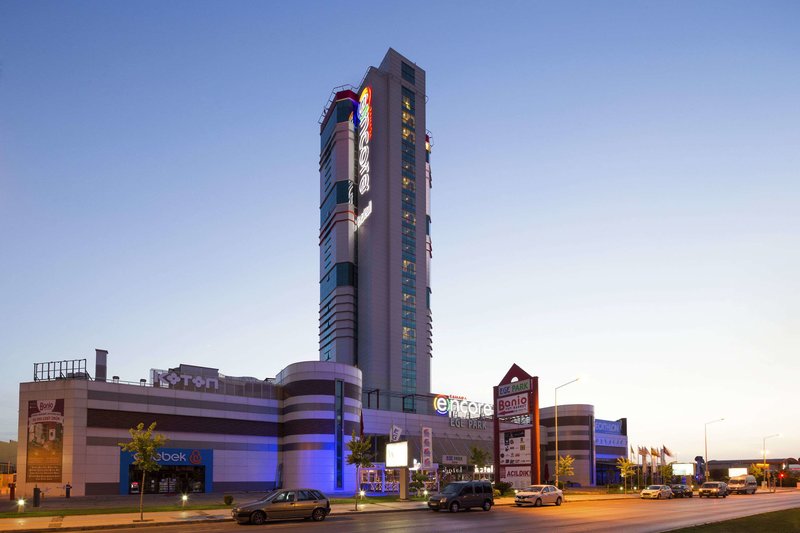 Ramada Encore by Wyndham Izmir - foto 1