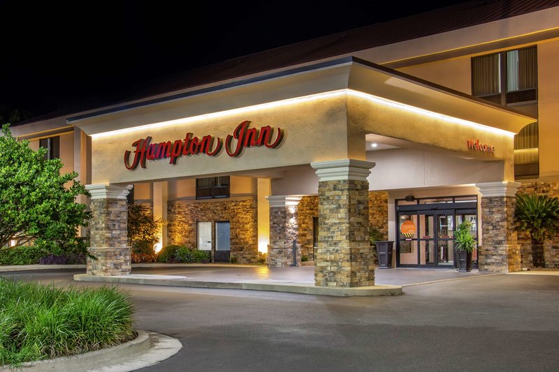 Hampton Inn Adel - photo 1