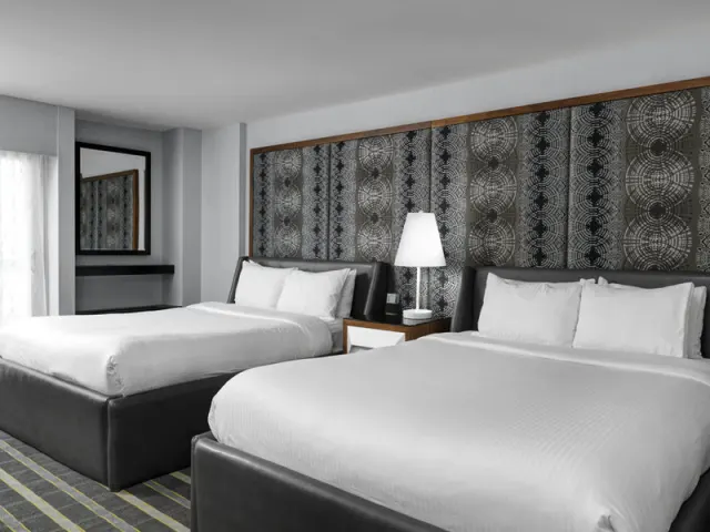 Hotel Arts - photo 3